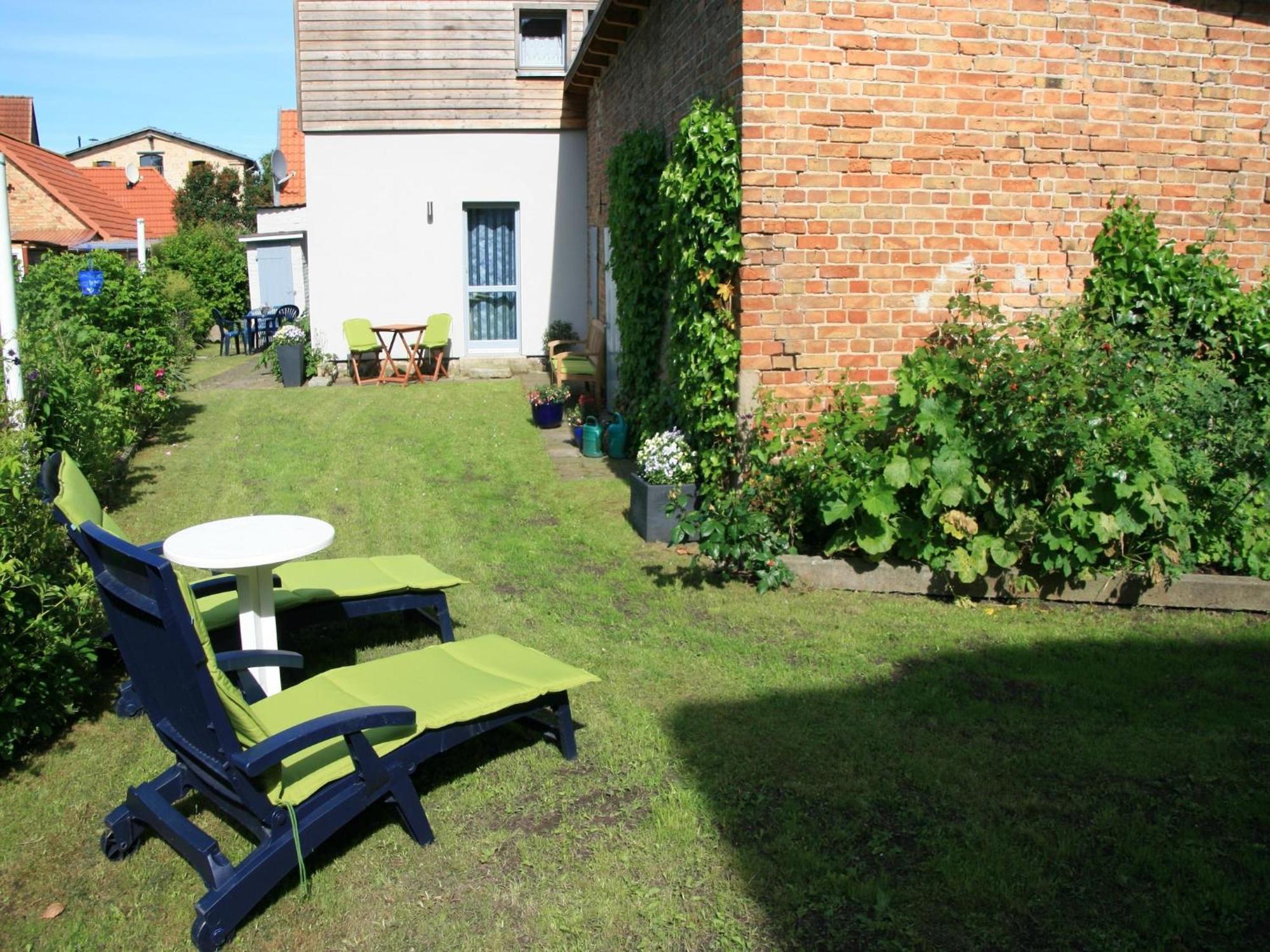 Stylish Apartment With Garden In Kluetz Klutz Exterior foto
